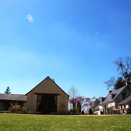 בית נופש Le Logis Du Pressoir Self Catering In Beautiful 18th Century Estate In The Heart Of The Loire Valley With Heated Pool And Extensive Grounds. Les Bois-d'Anjou