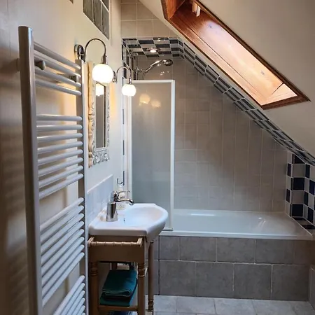 Tatil Evi Le Logis Du Pressoir Self Catering In Beautiful 18th Century Estate In The Heart Of The Loire Valley With Heated Pool And Extensive Grounds. *