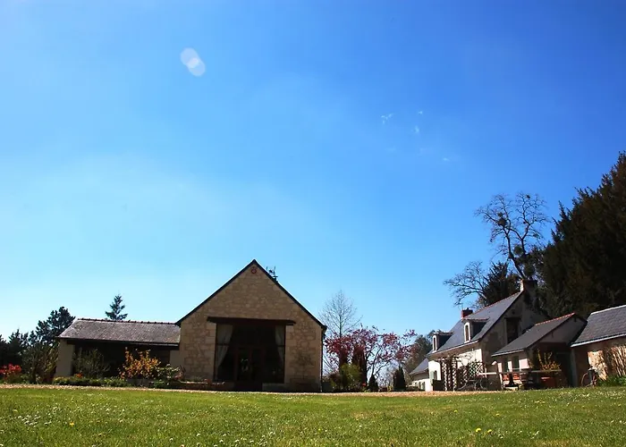 度假居 Le Logis Du Pressoir Self Catering In Beautiful 18th Century Estate In The Heart Of The Loire Valley With Heated Pool And Extensive Grounds. Les Bois-d'Anjou
