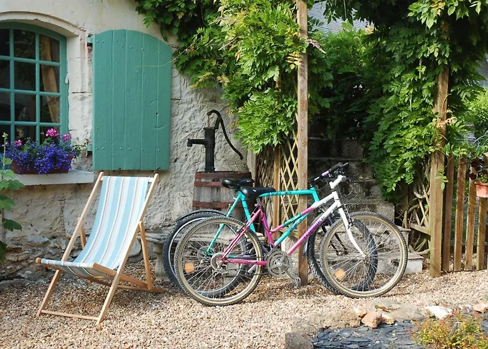 Le Logis Du Pressoir Self Catering In Beautiful 18th Century Estate In The Heart Of The Loire Valley With Heated Pool And Extensive Grounds. 度假居