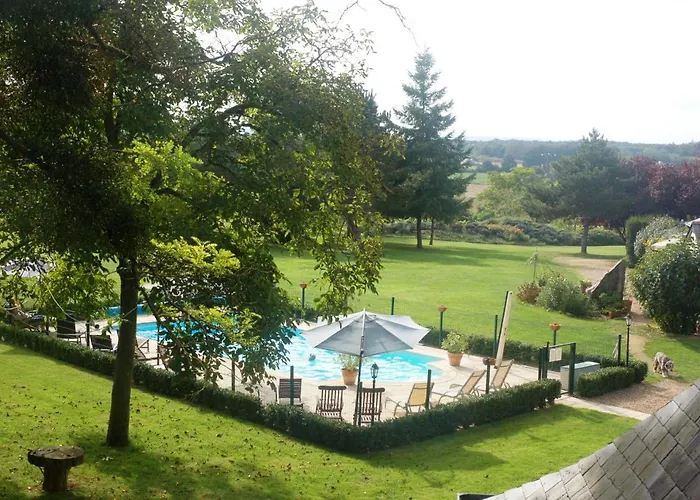 度假居 Le Logis Du Pressoir Self Catering In Beautiful 18th Century Estate In The Heart Of The Loire Valley With Heated Pool And Extensive Grounds. *
