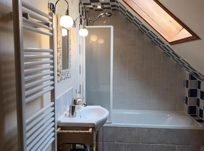 度假居 Le Logis Du Pressoir Self Catering In Beautiful 18th Century Estate In The Heart Of The Loire Valley With Heated Pool And Extensive Grounds. *